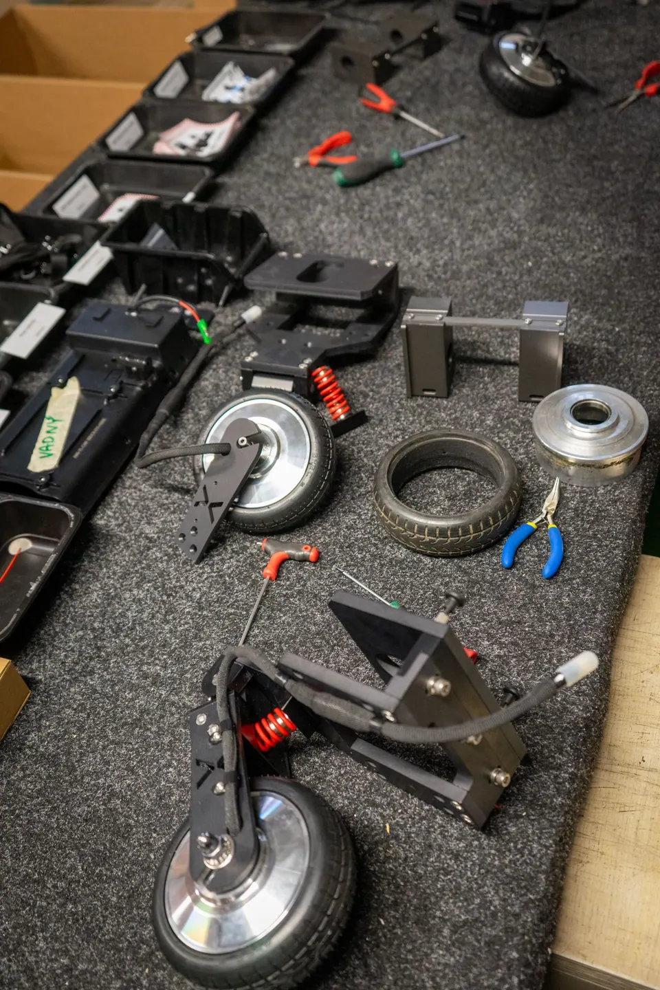 xRover-Bauteile für die Montage
